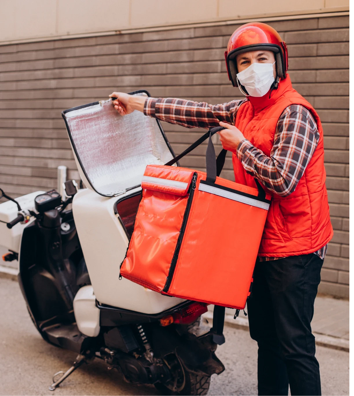 Lower cost per delivery through shared fleet efficiencies